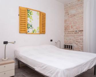 A03 - Massignano, bilocale immerso nel verde 1 - Ancona - Bedroom