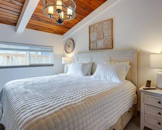 Birch Bay Vacation Home, Close to Beachfront Parks - Blaine - Bedroom