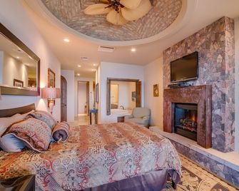 Luxurious Resort Penthouse With Amazing Ocean Views! - Puerto Peñasco - Bedroom