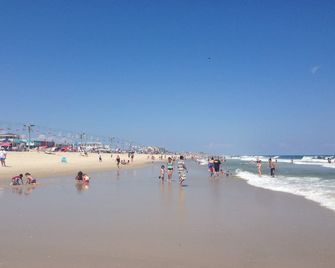 海上宮殿汽車旅館 - 海邊高地 - 海灘