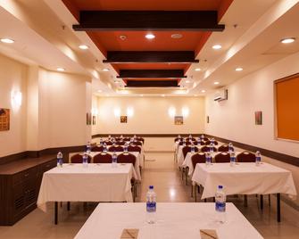 Ginger Indore - Indore - Restauracja