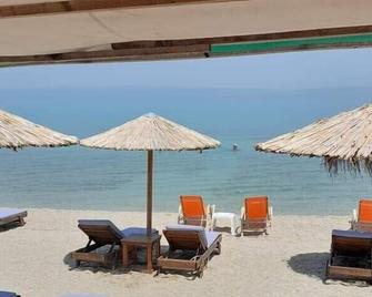 Polychrono Beach Hotel - Полухроно - Пляж