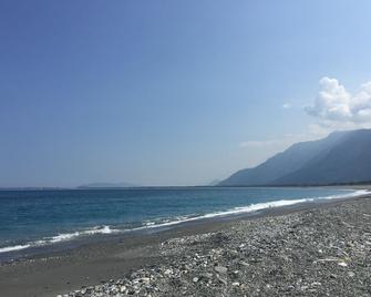 Wuju Wusu B&B - Ji'an Township - Playa