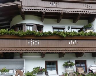 Apartment Viktoria by Interhome - Aschau im Zillertal - Gebäude