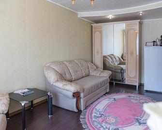 Hotel Gornyak - Vorkuta - Living room