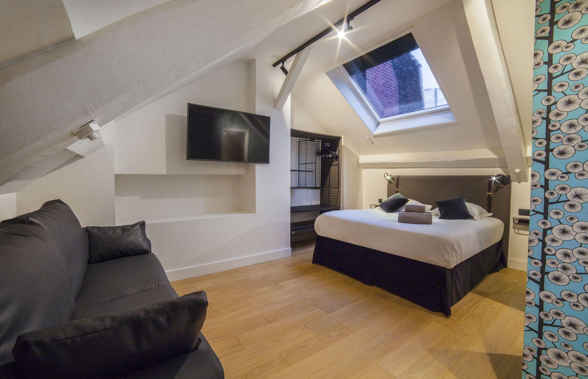 لا فاليز - ليل - غرفة نوم