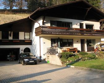 Ferienwohnung Moser Brunhilde - Steingaden - Edificio