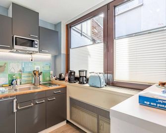 Apartment with terrace & barbeque | Next to the beach | Pet-friendly - Eckernförde - Keuken