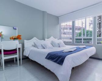 Apartasuites & Hotel Bogota Teusaquillo - Bogotá - Schlafzimmer