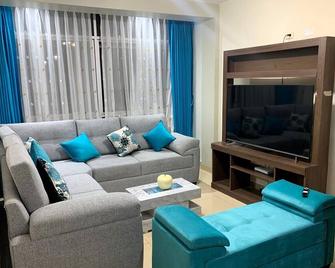 Departamento Con Cochera En Chimbote - Chimbote - Sala de estar