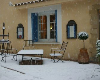 Auberge des Glycines - Hyerès - Patio