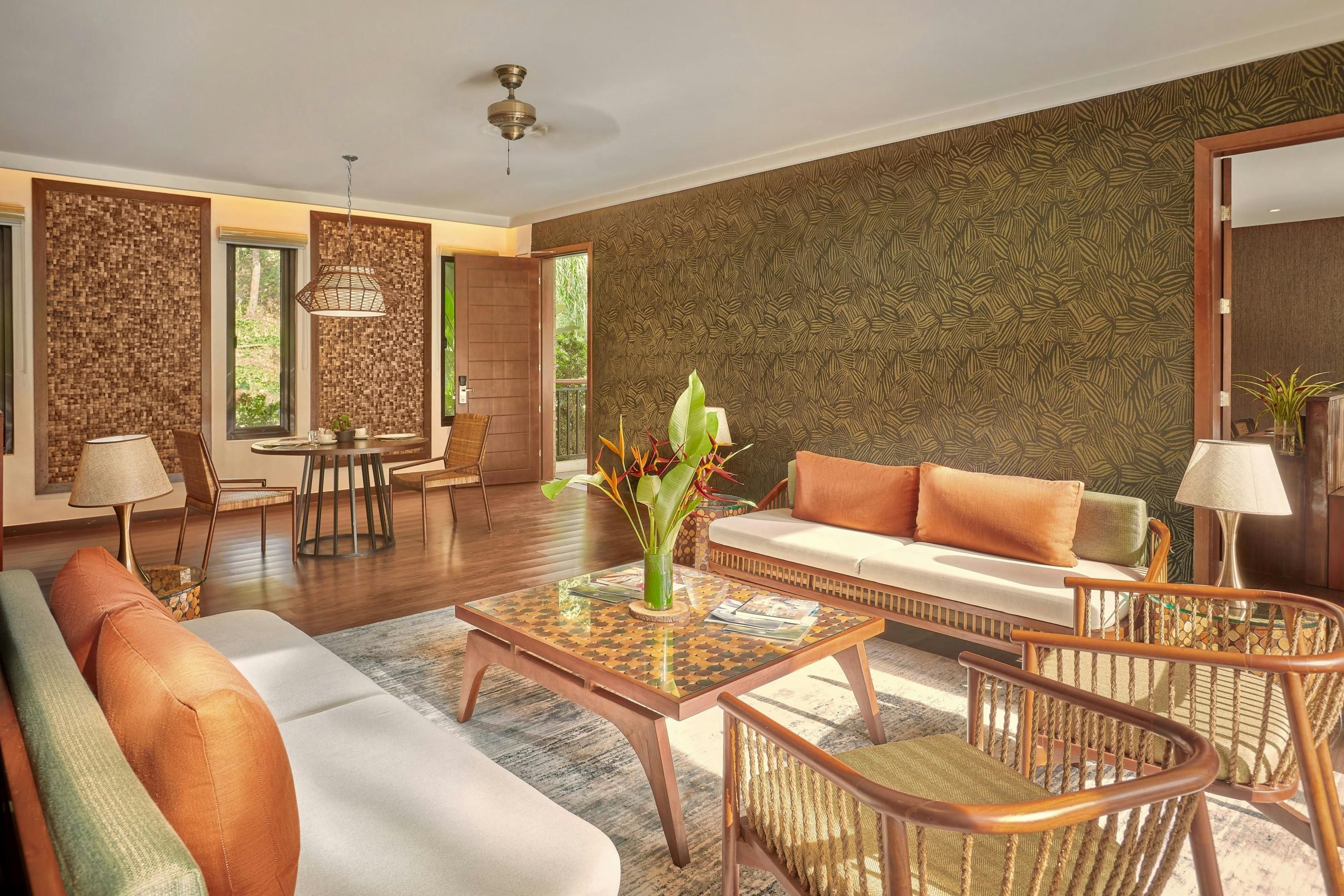 ذا فارم آت سان بينيتو، أوتوجراف كوليكشن