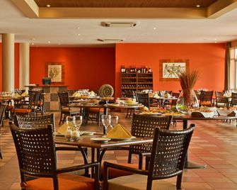 Pestana Trópico - Praia - Restaurant