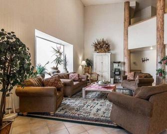 Quality Suites Moab near Arches National Park - Moab - Lobby