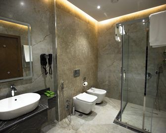 Green Village Hotel & Spa - Şamaxi - Baño