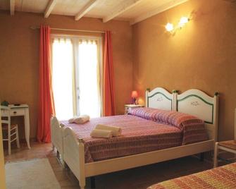 B&B Al Cristo - Sant'Ambrogio di Valpolicella - Schlafzimmer