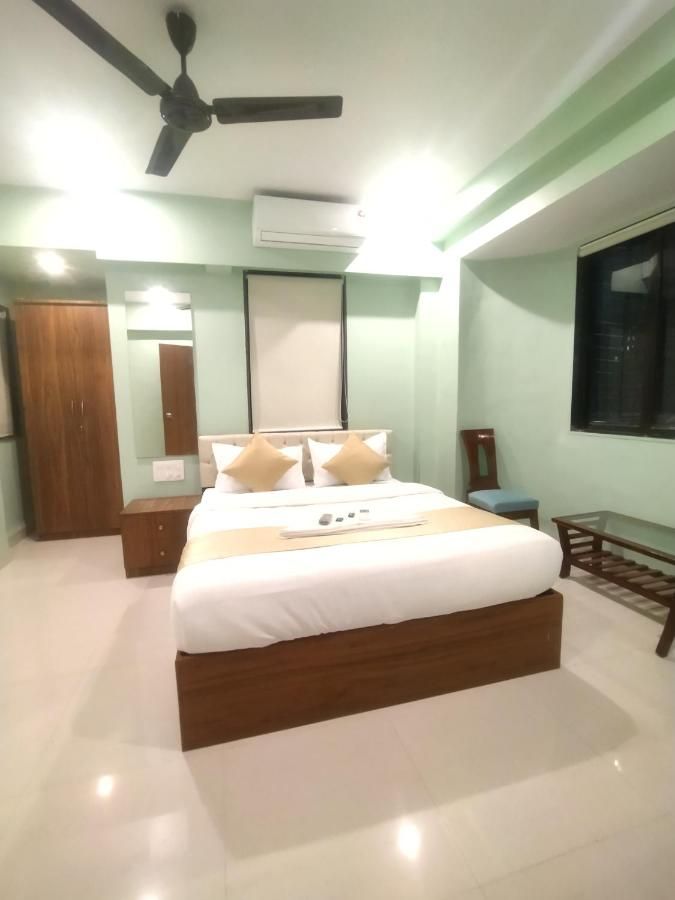 Everest Stays Rooms and Dormitory thumbnail 3