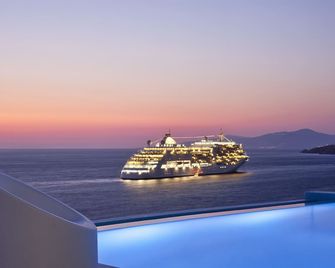 Kouros Hotel & Suites - Míkonos