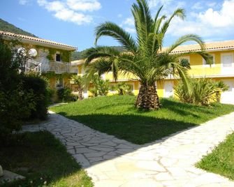 Appart Hotel Residella Residence - Gémenos