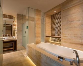 Mangrove Tree Resort World Sanya Bay- Queen Palm Toawers - Sanya