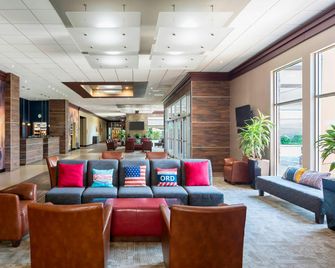 Four Points by Sheraton Chicago O'Hare Airport - שילר פארק - טרקלין