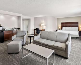 Best Western Luxbury Inn Fort Wayne - פורט ווין - חדר שינה