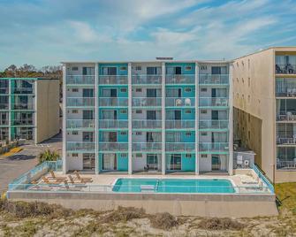 Southern Breeze Ocean Front Hotel - Myrtle Beach - Building