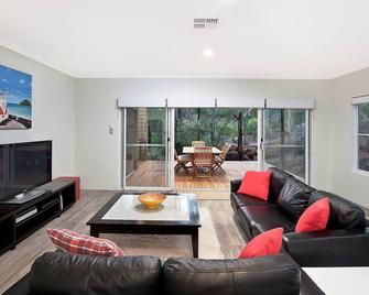 Oceania @ Cape Villas Dunsborough - Busselton - Living room