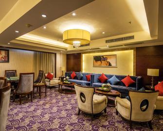 Leeden Hotel Chengdu - Chengdu - Lounge