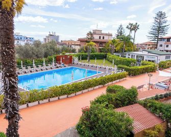 Residence Villa Giardini - Giardini Naxos
