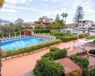 Residence Villa Giardini - Giardini Naxos