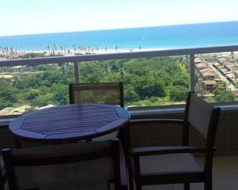 Spacious bedroom and living room apartment, close to the beach and beautiful sea views - Salvador - Balcony