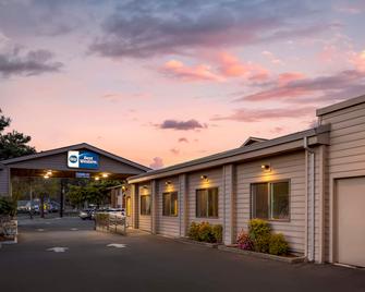 Best Western Aladdin Inn - Kelso - Building