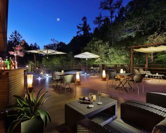 Hotel Ryu Resort And Spa - Takayama - Patio