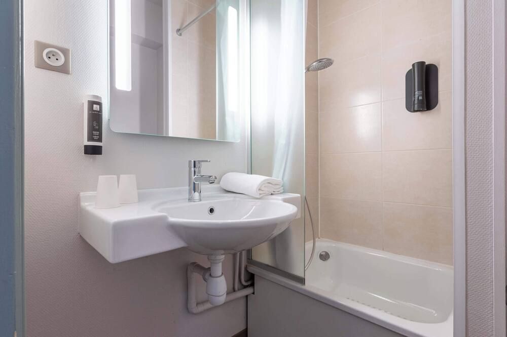 B&B HOTEL Bourges (2)