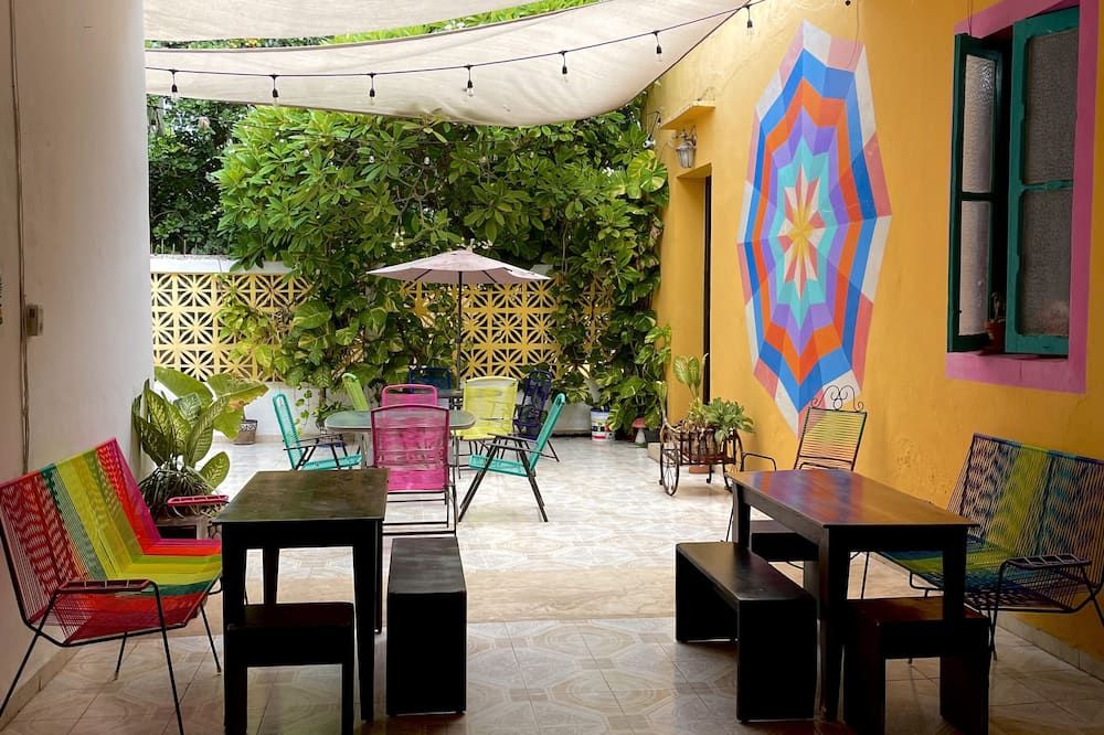 Hostal Rosa Mexicano - מרידה - פטיו