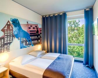 B&B Hotel Braunschweig-City - Braunschweig - Bedroom