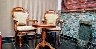 Power Mike Guest House - Abuja - Restaurante