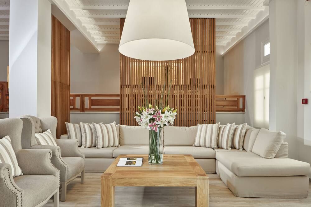 Mykonos Kosmoplaz Beach Resort Hotel