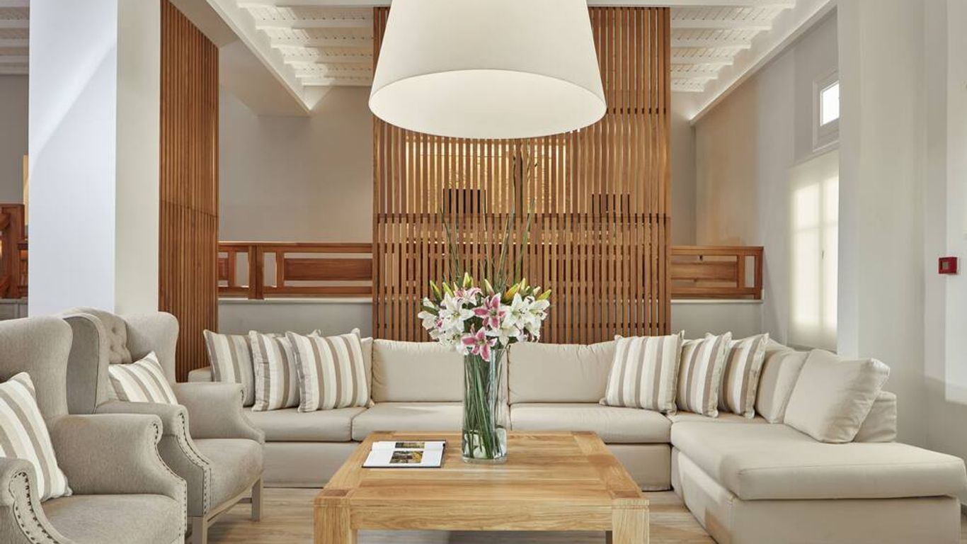 Mykonos Kosmoplaz Beach Resort Hotel