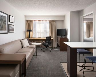 Residence Inn by Marriott Fort Collins - Fort Collins - Living room