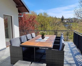 Chalet am Diemelsee mit Seeblick - Diemelsee - Balkon