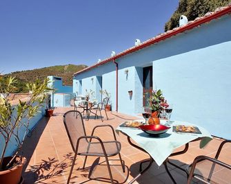 Hotel Restaurante Bandolero - Júzcar - Balcón