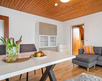 Ferienwohnung am Bächler - Hagnau am Bodensee - Eetruimte