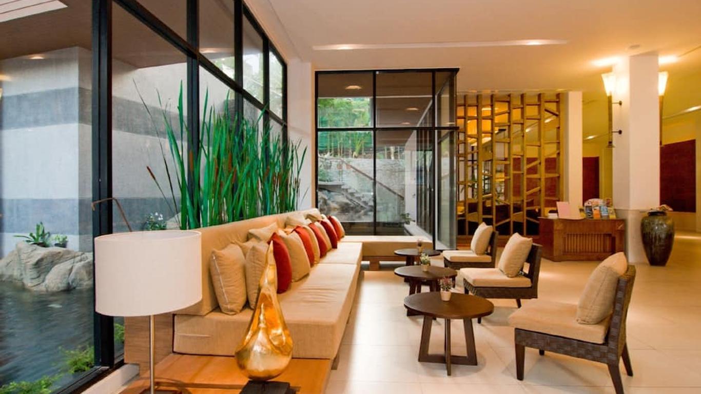 Peach Blossom Resort