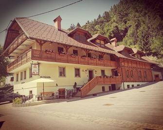 潘松瑪蒂昂旅館 - 布萊德 - 布萊德 - 建築