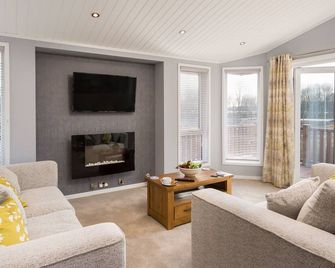 Waternook Lodge - Carnforth - Living room