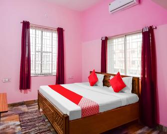 Flagship Hotel Luxury Inn - رانتشي - غرفة نوم