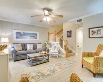 Old Town Bay St Louis Townhome Walk to Beach - Bay Saint Louis - Salon