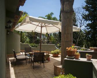 B&B La Villa - Giardini Naxos - Patio